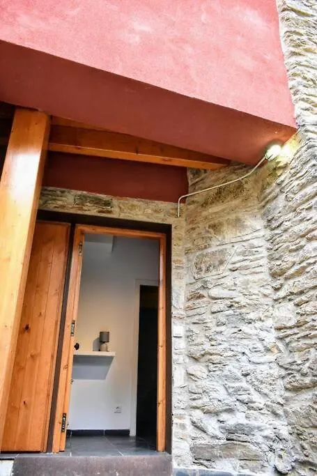 Cal Cavale Villa Vall de Castellbo 0*,  Spain